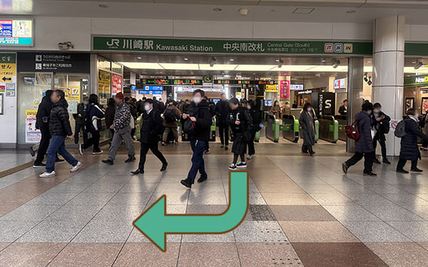 JR中央南改札から当院までの道順1